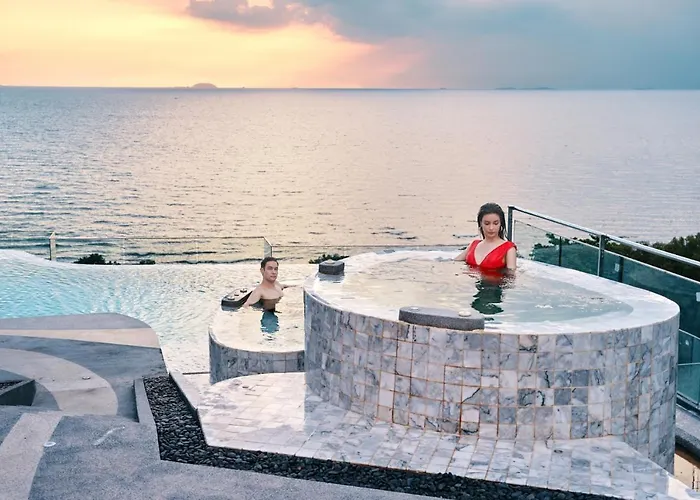 Best Western Premier Bayphere Pattaya - SHA Extra Plus