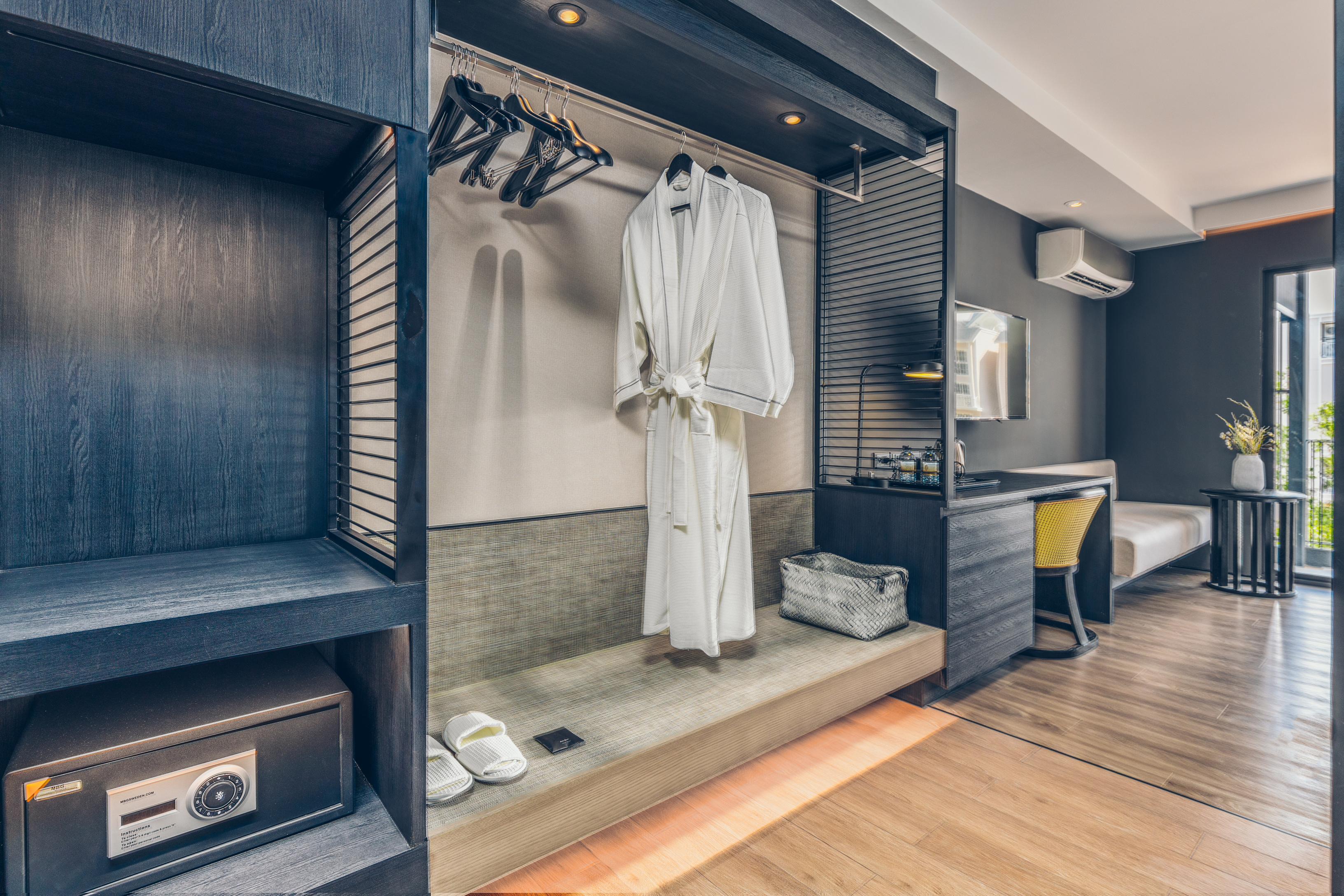 Western Premier Bayphere Pattaya - Sha Extra Hotel
