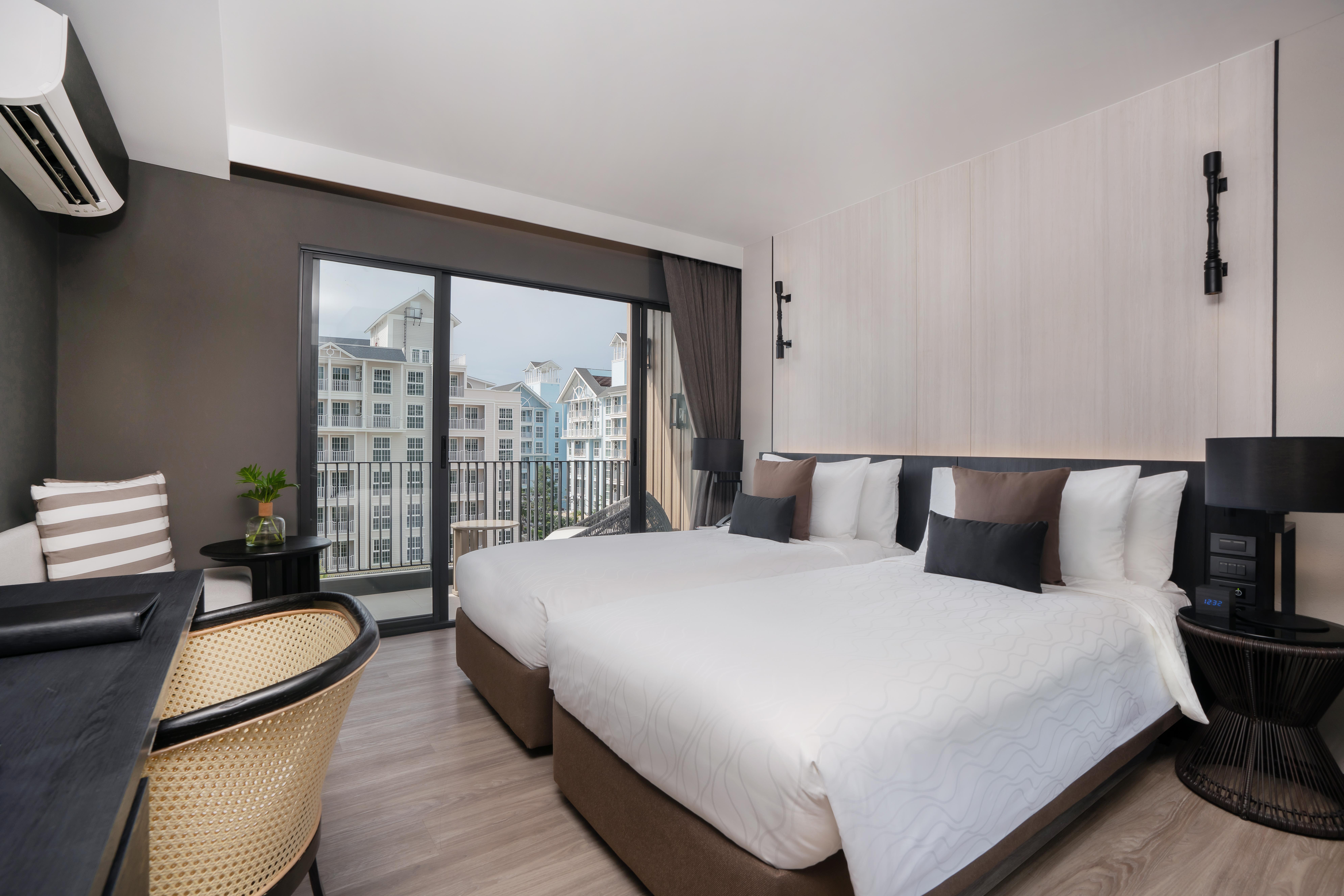 Western Premier Bayphere Pattaya - Sha Extra Hotel Na Chom Thian