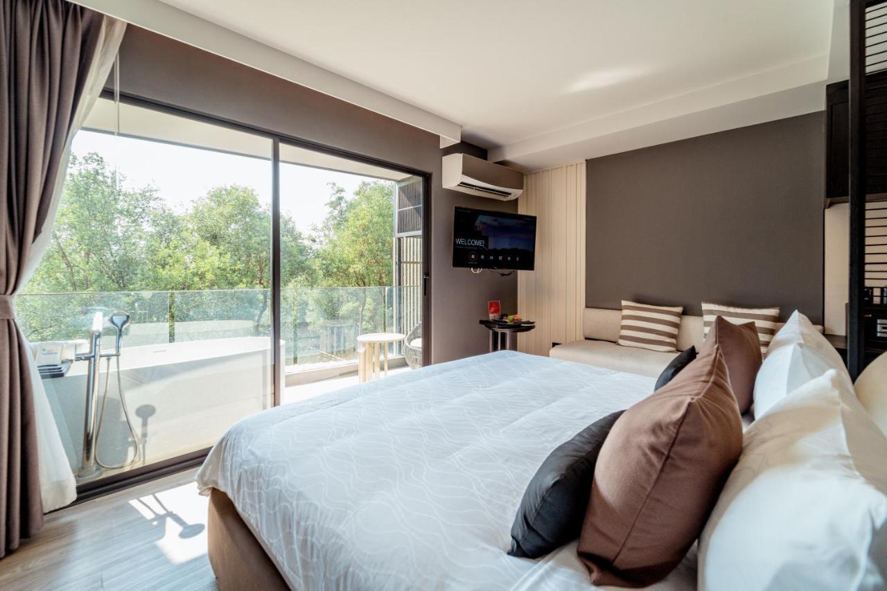 Western Premier Bayphere Pattaya - Sha Extra Hotel 5*