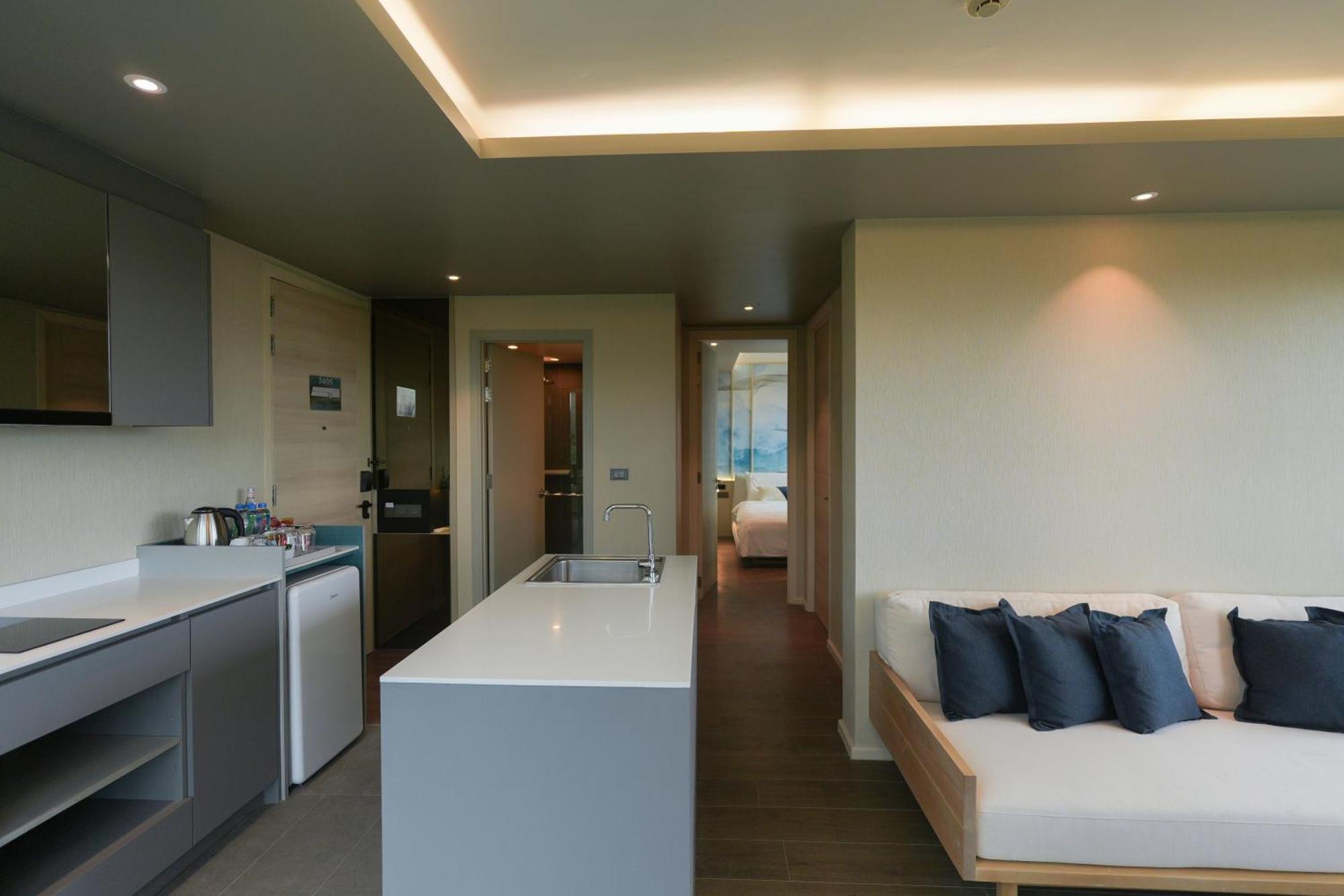 Western Premier Bayphere Pattaya - Sha Extra Hotel Na Chom Thian