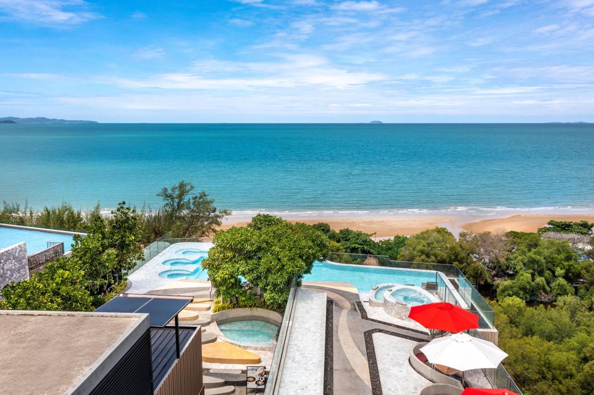 Western Premier Bayphere Pattaya - Sha Extra Hotel 5*